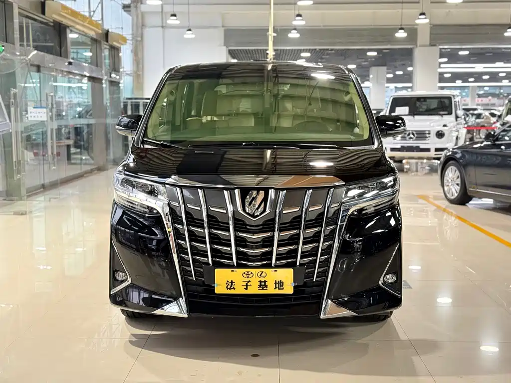 Toyota Alphard — фотографии объявления, Фото 3