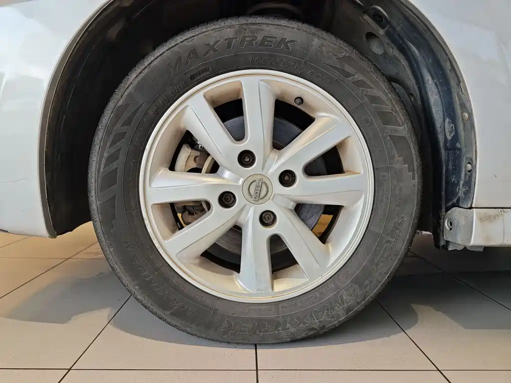 Nissan Sylphy 2012 1.6XE AT Comfort