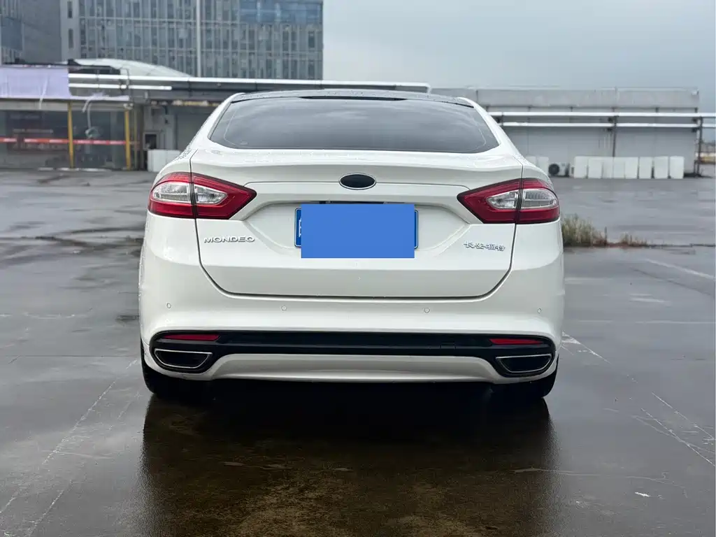 Ford Mondeo — миниатюра 5