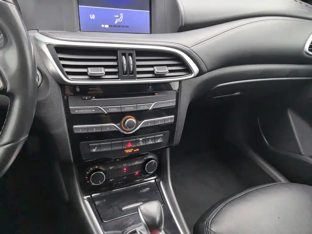 Infiniti QX30 — миниатюра 12