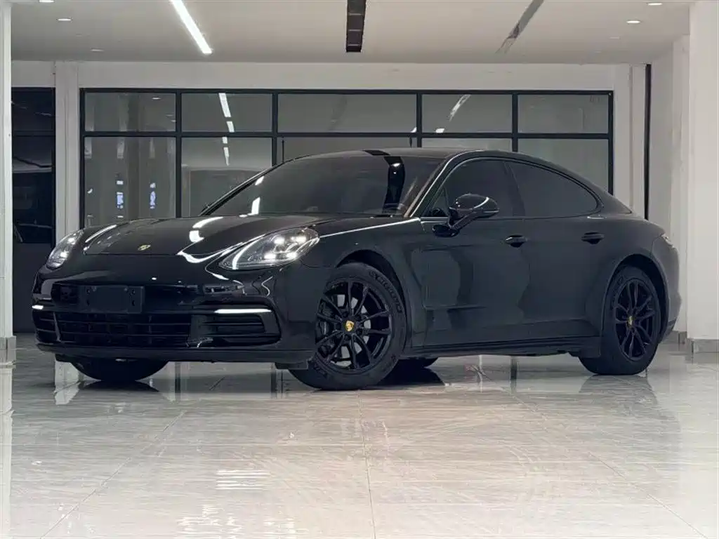 Porsche Panamera 2018