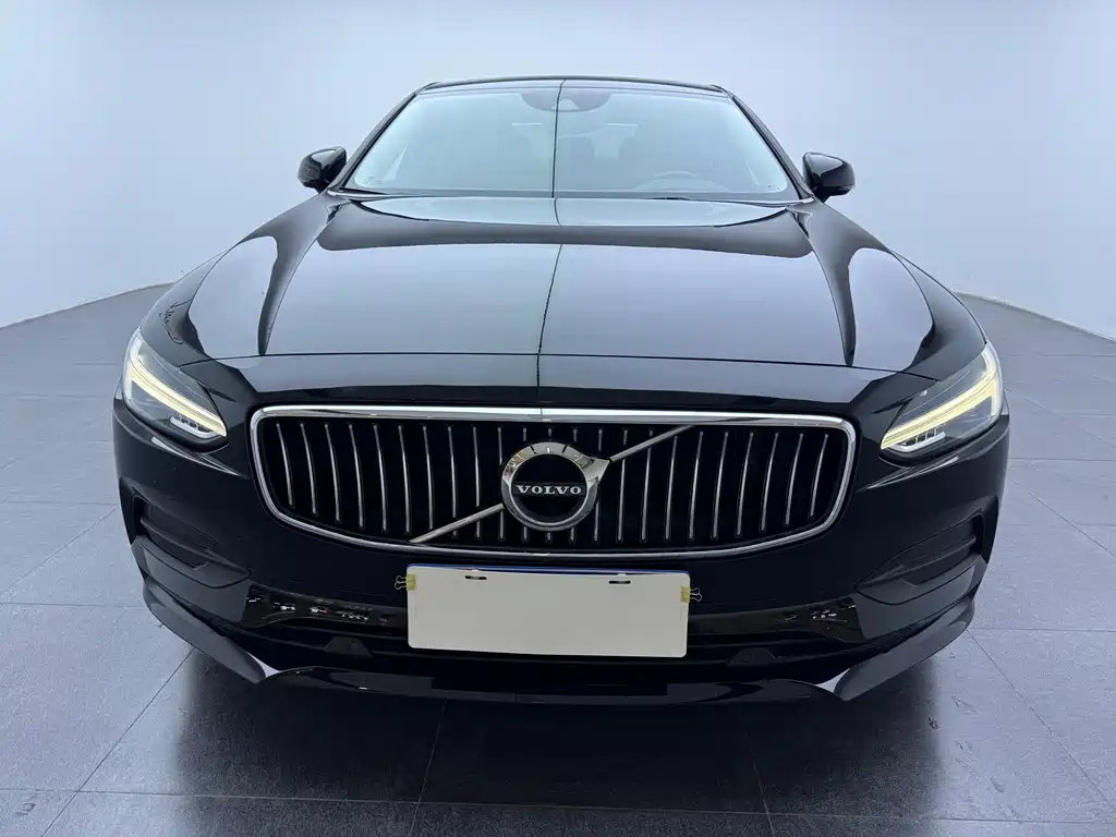 Volvo S90 2017 T4