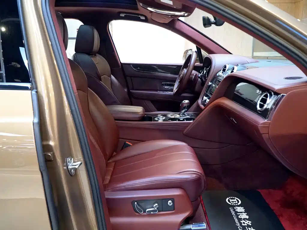 Bentley Bentayga — фотографии объявления, Фото 15