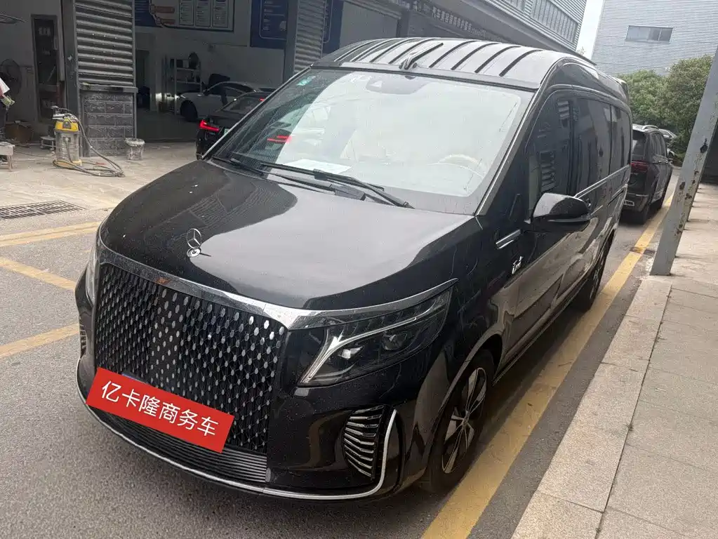 Kurti Shengmufeng 2023
