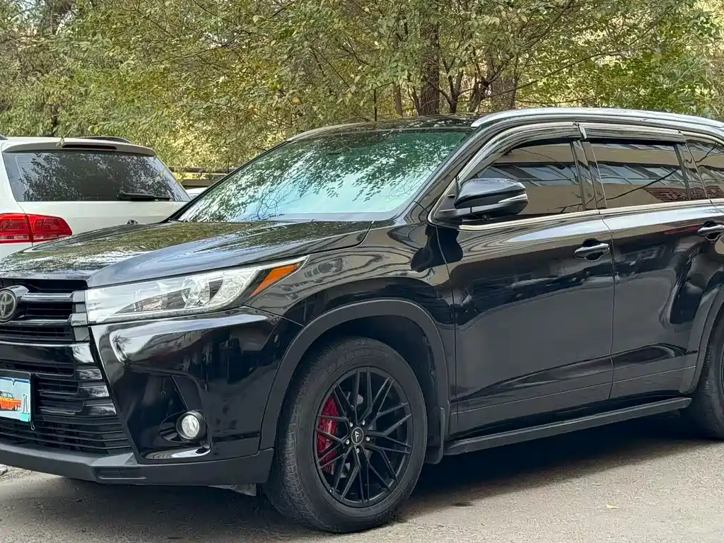 Toyota Highlander — миниатюра 3
