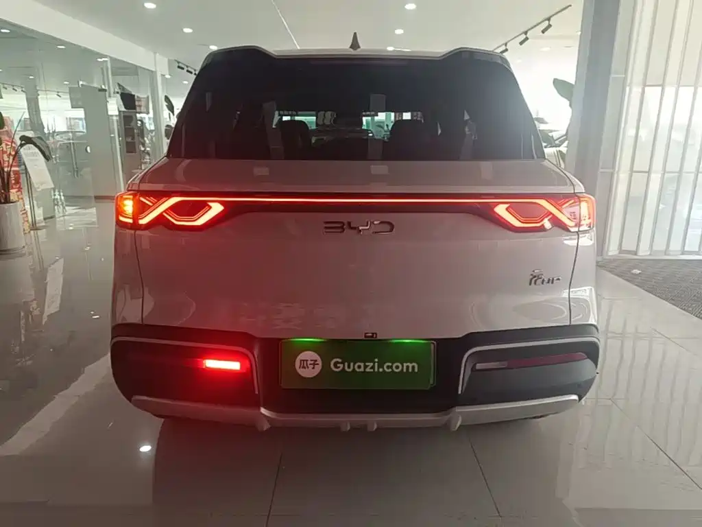 BYD Yuan UP — миниатюра 6