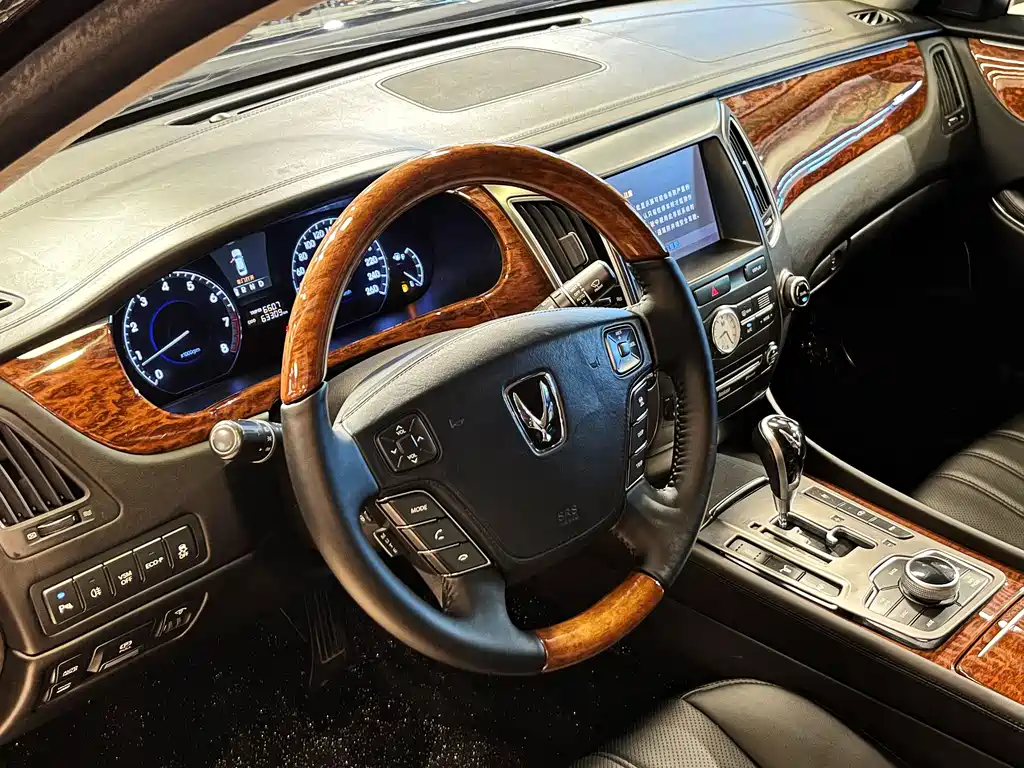Hyundai Equus — миниатюра 11