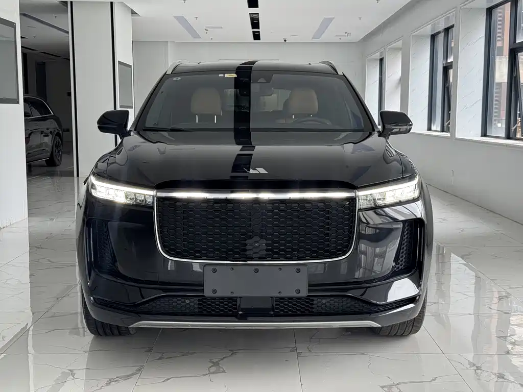 Li Auto Li ONE — миниатюра 2
