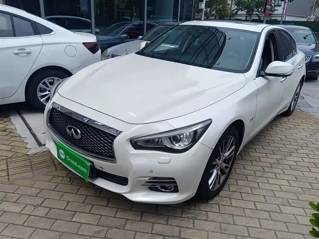 Infiniti Q50L 2017