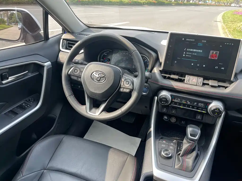 Toyota Wildlander New Energy — миниатюра 8