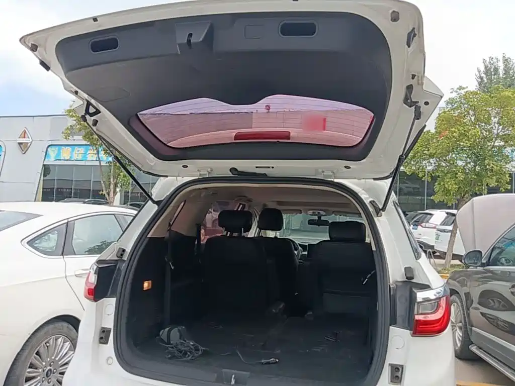 BYD MAX — миниатюра 19