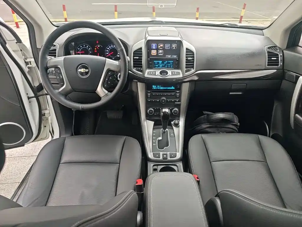 Chevrolet Captiva — миниатюра 10