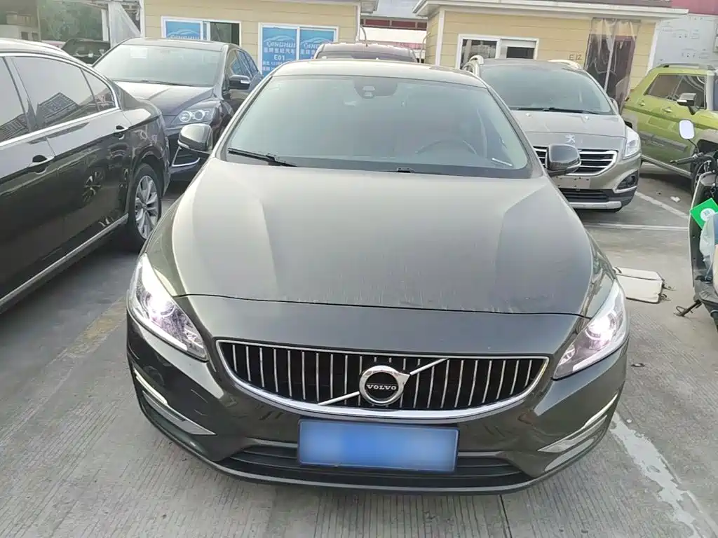 Volvo S60 — миниатюра 3