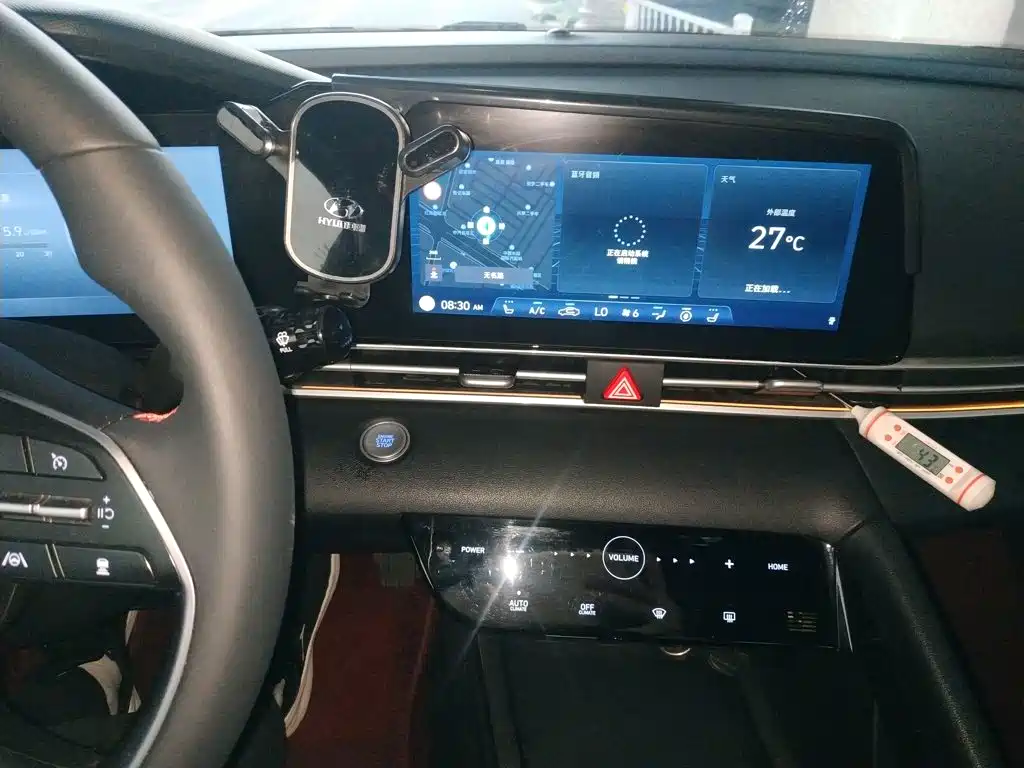 Hyundai Elantra — миниатюра 13