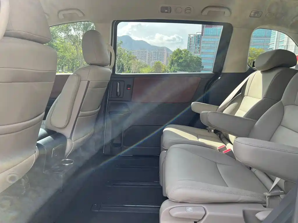 Honda Odyssey — миниатюра 7