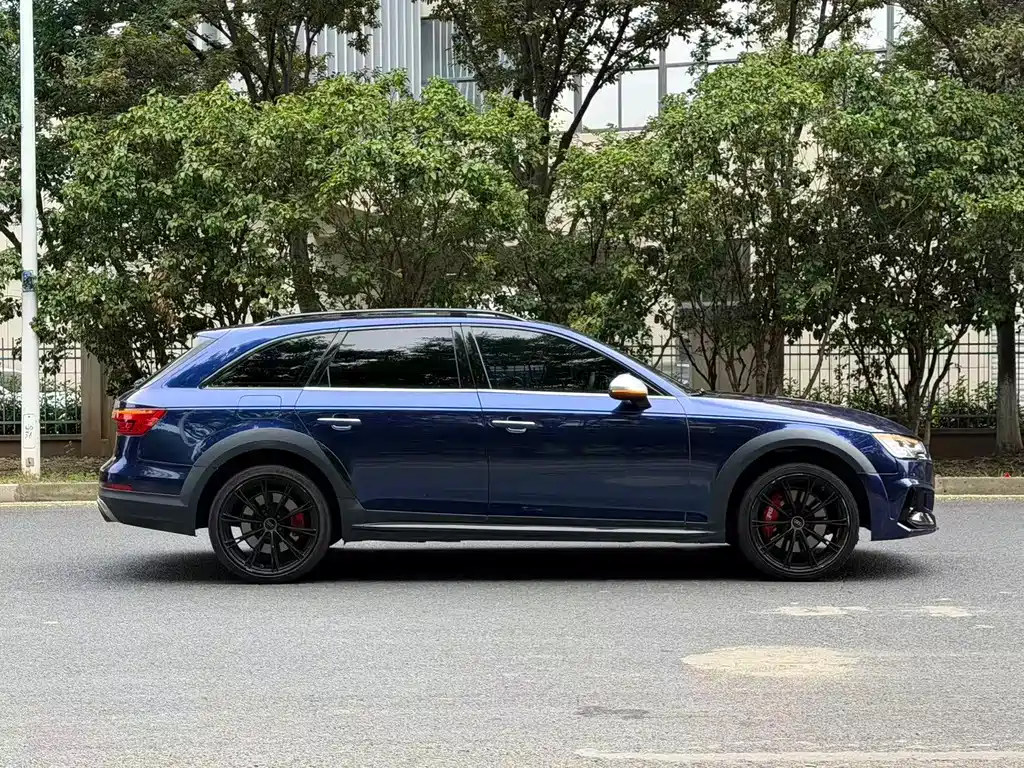 Audi A4 (Import) — миниатюра 4