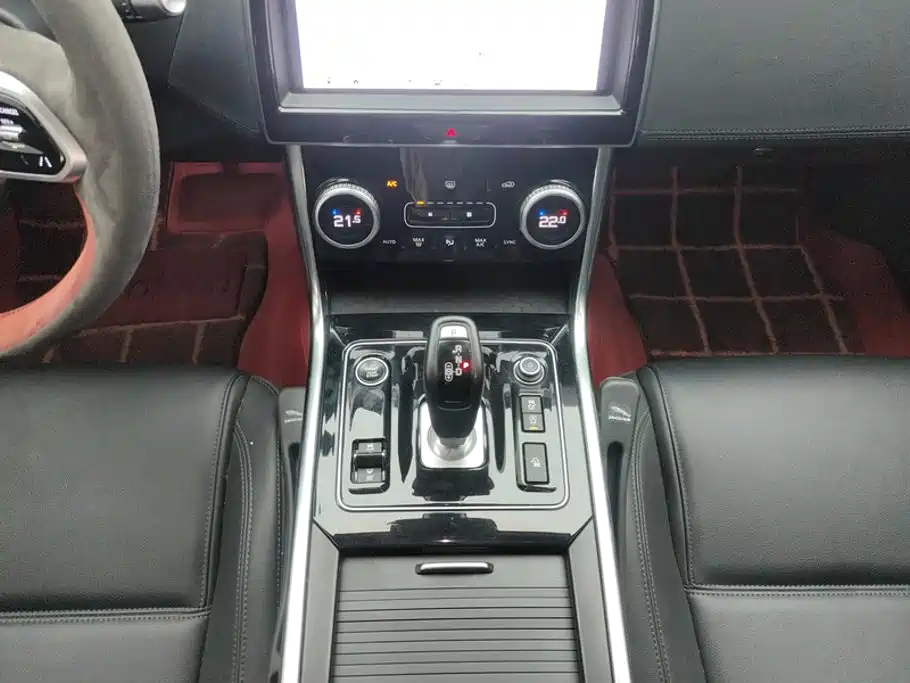 Jaguar XEL — миниатюра 15