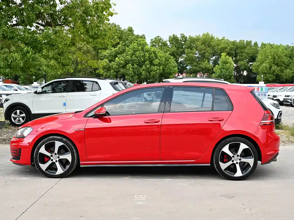 Volkswagen Golf GTI — миниатюра 2