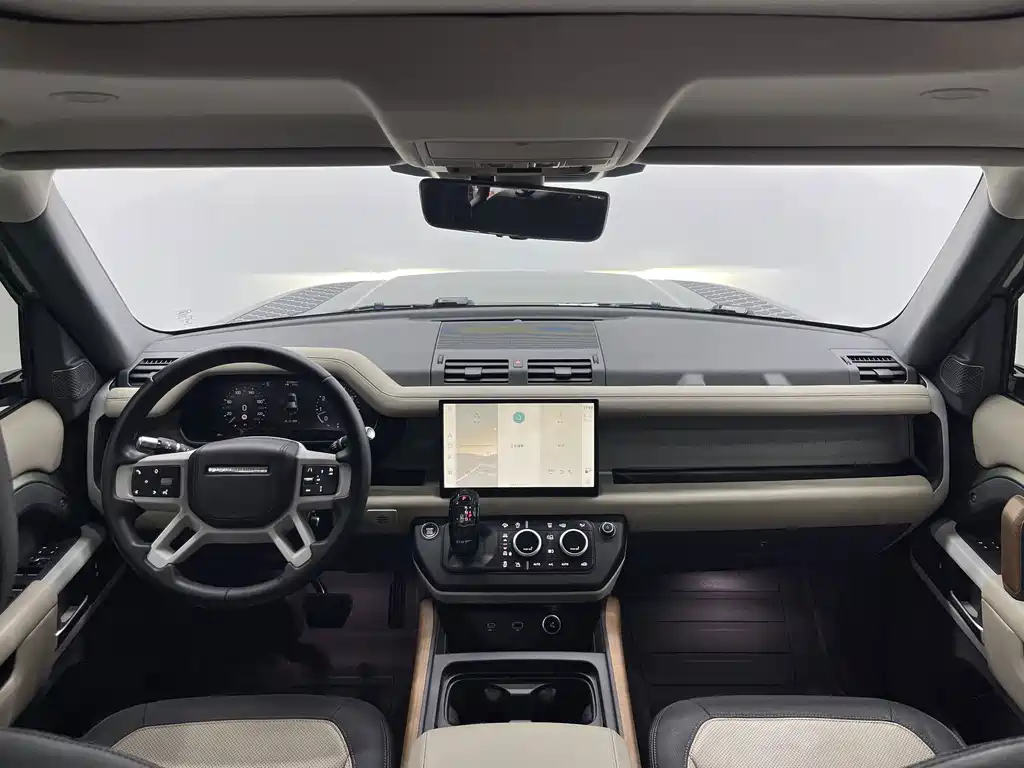 Land Rover Defender — миниатюра 10