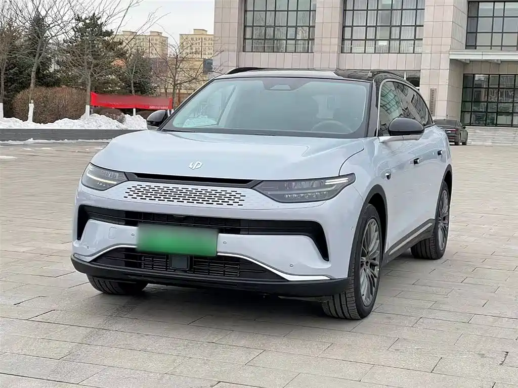 ZERO-RUNNING CAR ZERO RUN C11