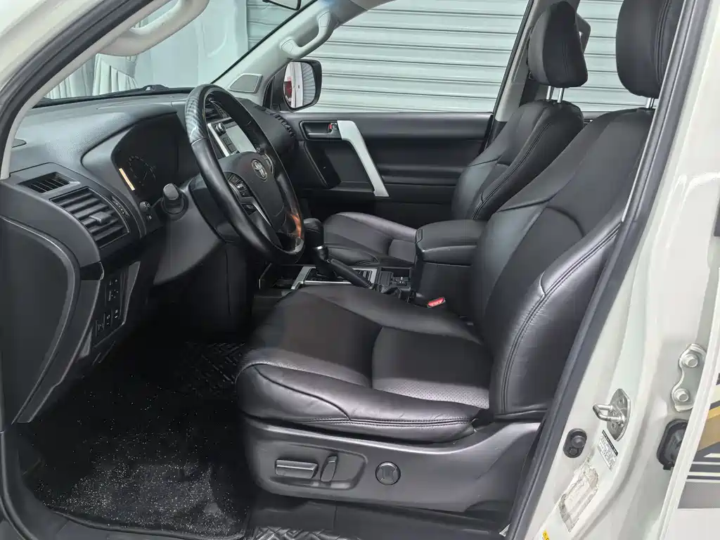 Toyota Land Cruiser Prado 2018 3.5L AT SX