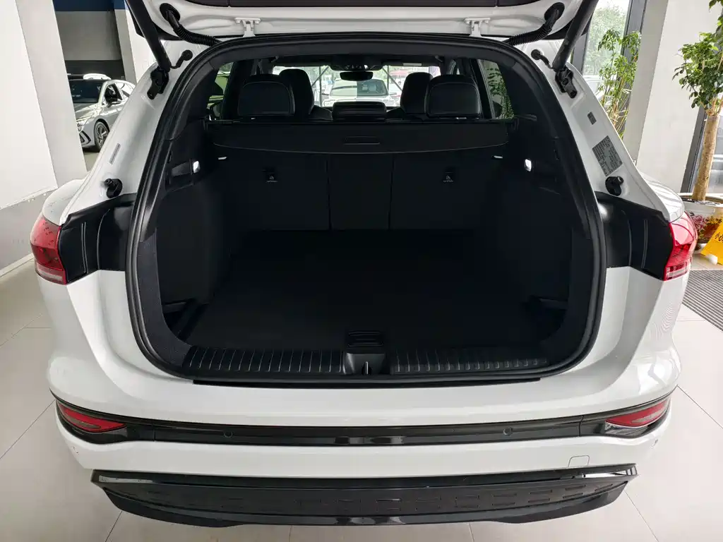 Audi Q6L e-tron — фотографии объявления, Фото 15