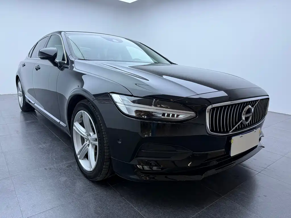 Volvo S90 2017 T4