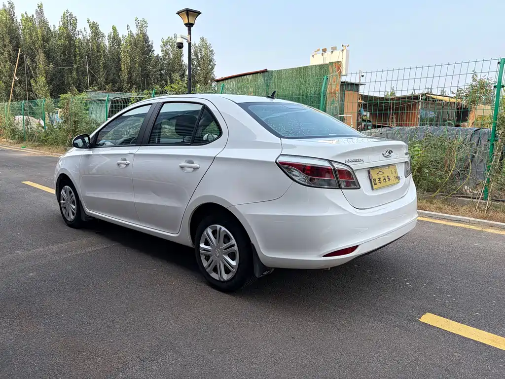 Chery Arrizo 3 — миниатюра 12