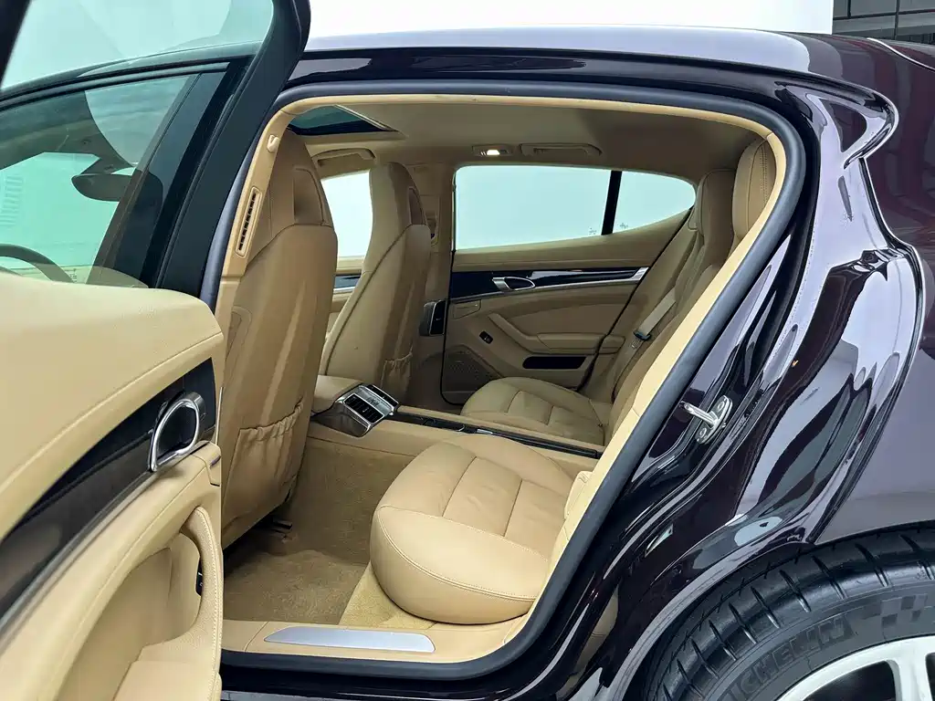 Porsche Panamera — миниатюра 17
