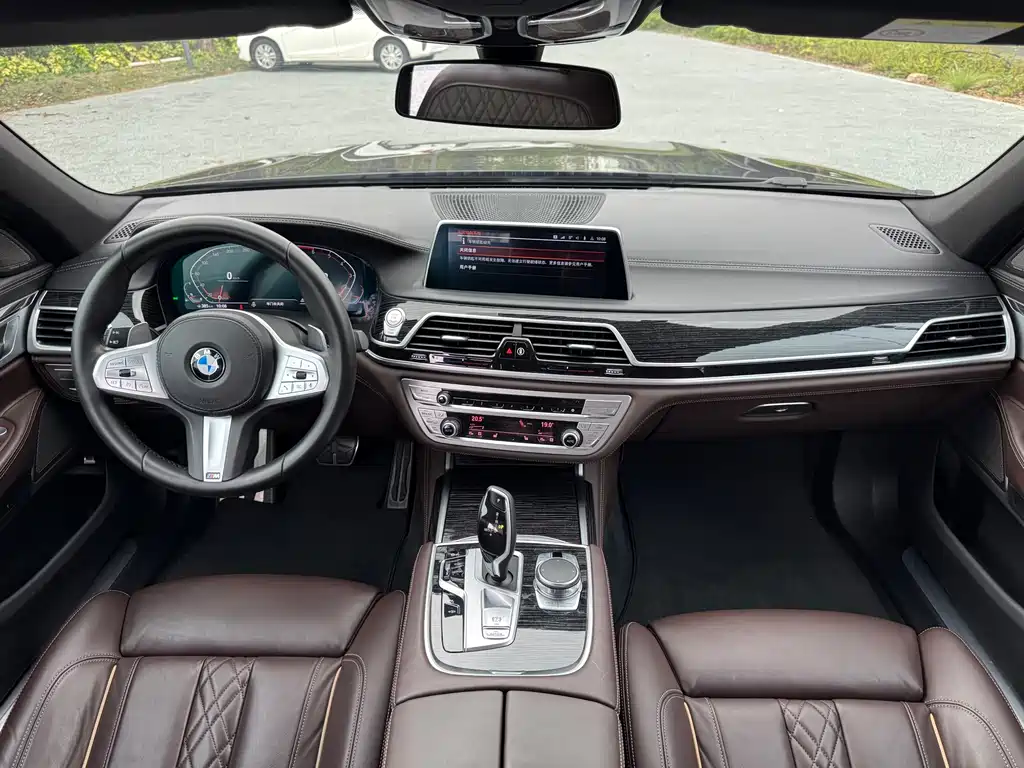 BMW 7 Series 7 2021 730Li M Sport
