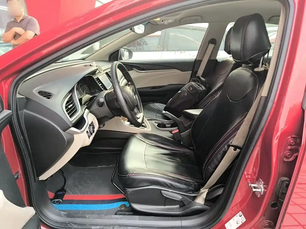 Buick Excelle — миниатюра 15
