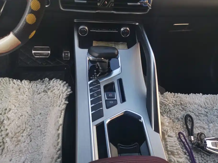 Geely Binyue — миниатюра 16