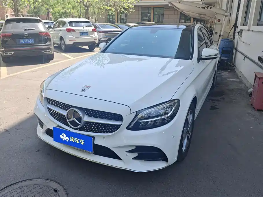 Mercedes-Benz C-Class 2021