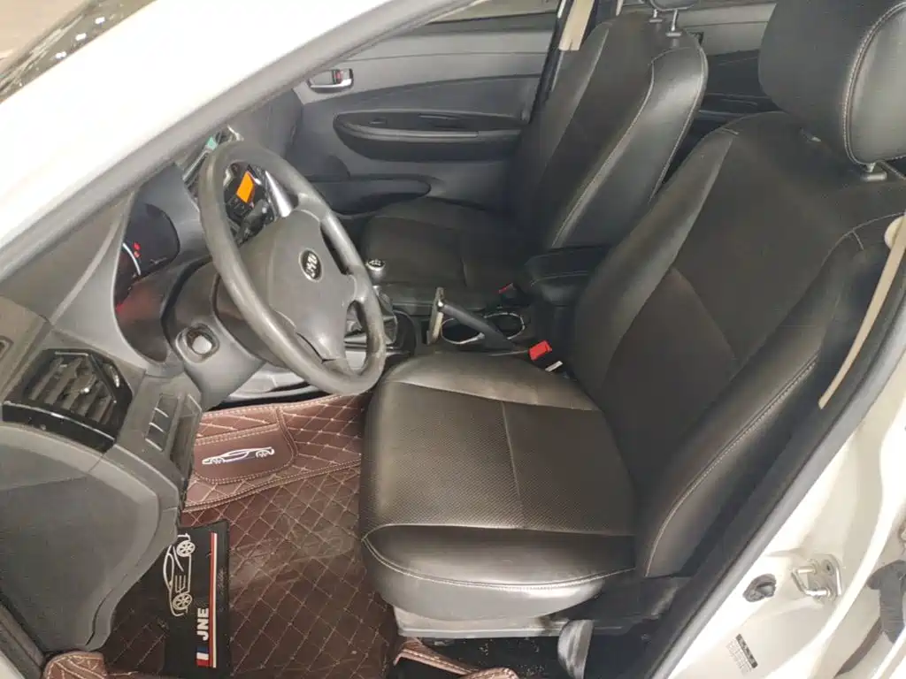 BYD F3 — миниатюра 15