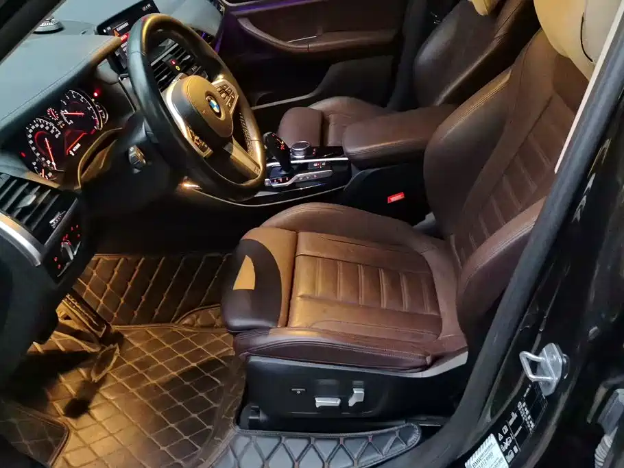 BMW X3 — миниатюра 9