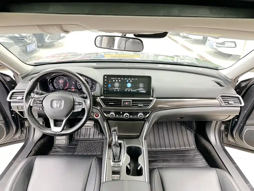 Honda Accord 2022 260TURBO Luxury