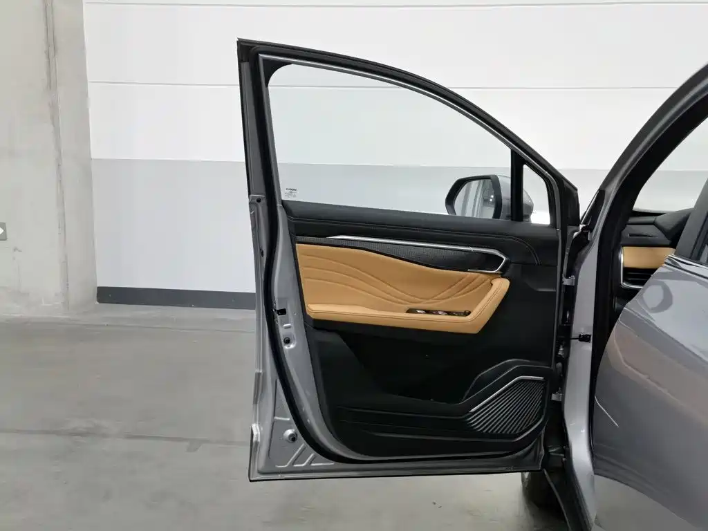 Geely Haoyue L — миниатюра 8