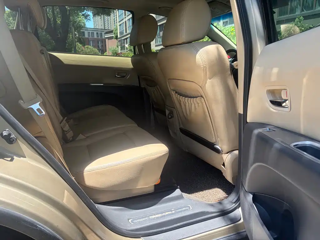 Subaru Tribeca — миниатюра 11