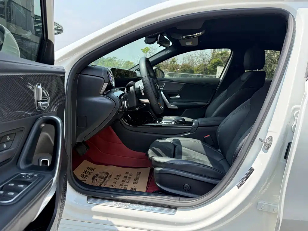 Mercedes-Benz A-Class A 2020 A 200 L Sport Fashion