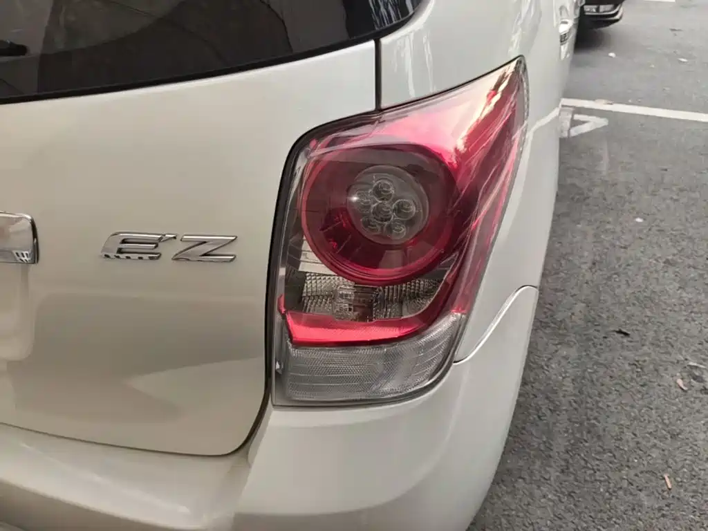 Toyota Verso — миниатюра 8