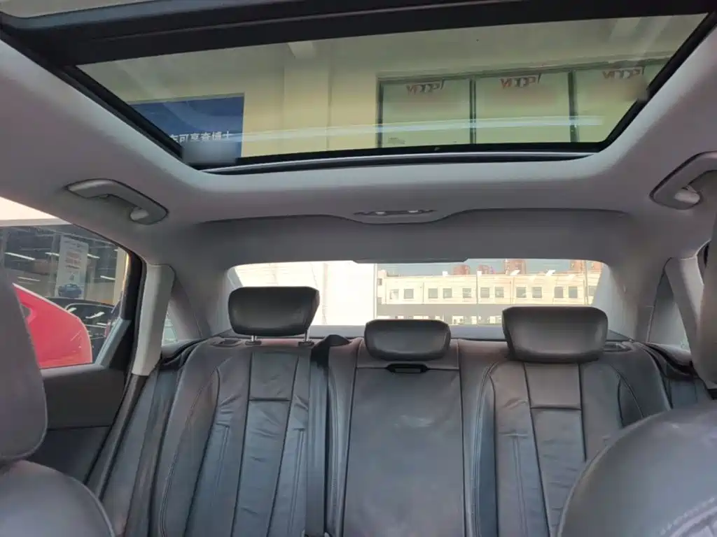 Audi A4L — миниатюра 18