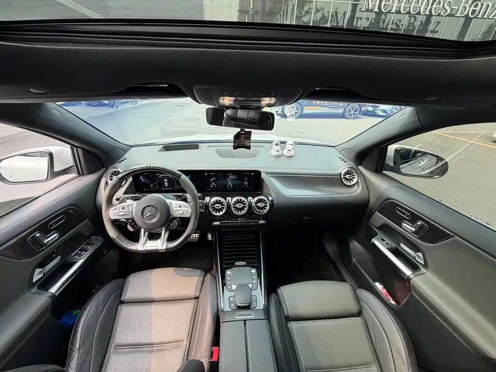 Mercedes-Benz GLA AMG — миниатюра 7