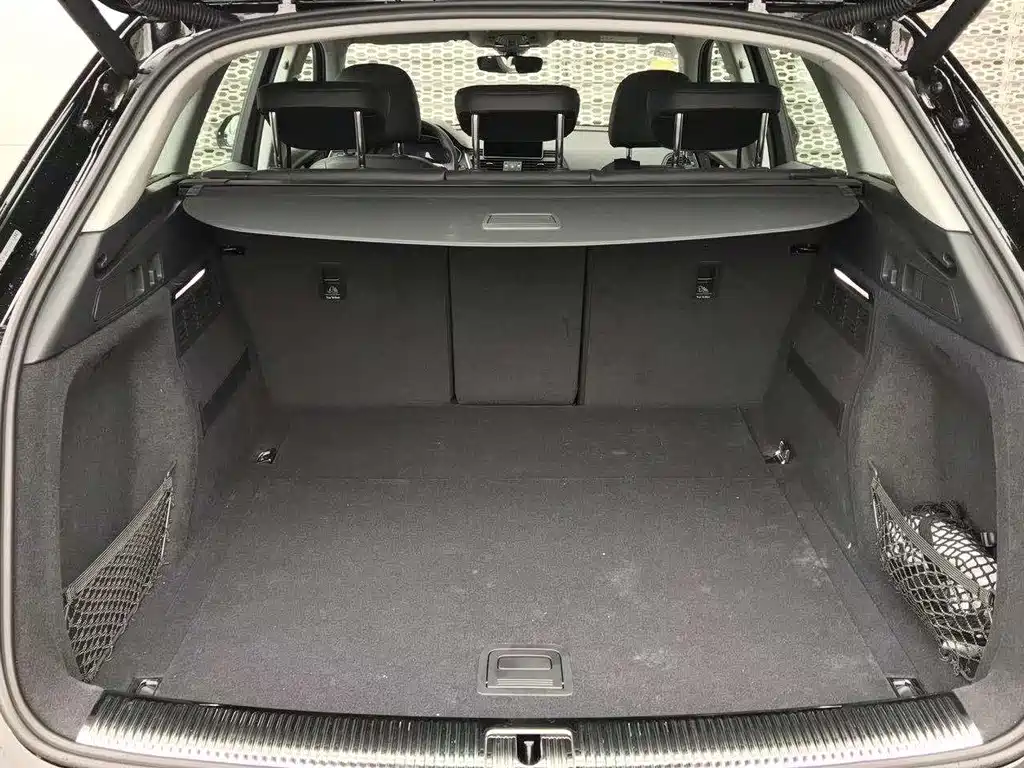 Audi Q5L — миниатюра 15