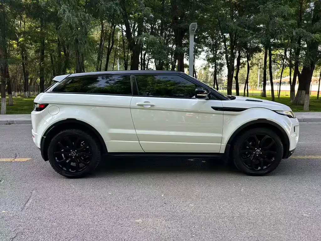 Land Rover Evoque (Import) — миниатюра 8
