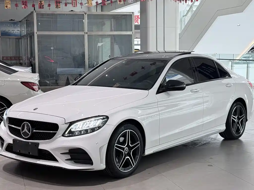 Mercedes-Benz C-Class 2021