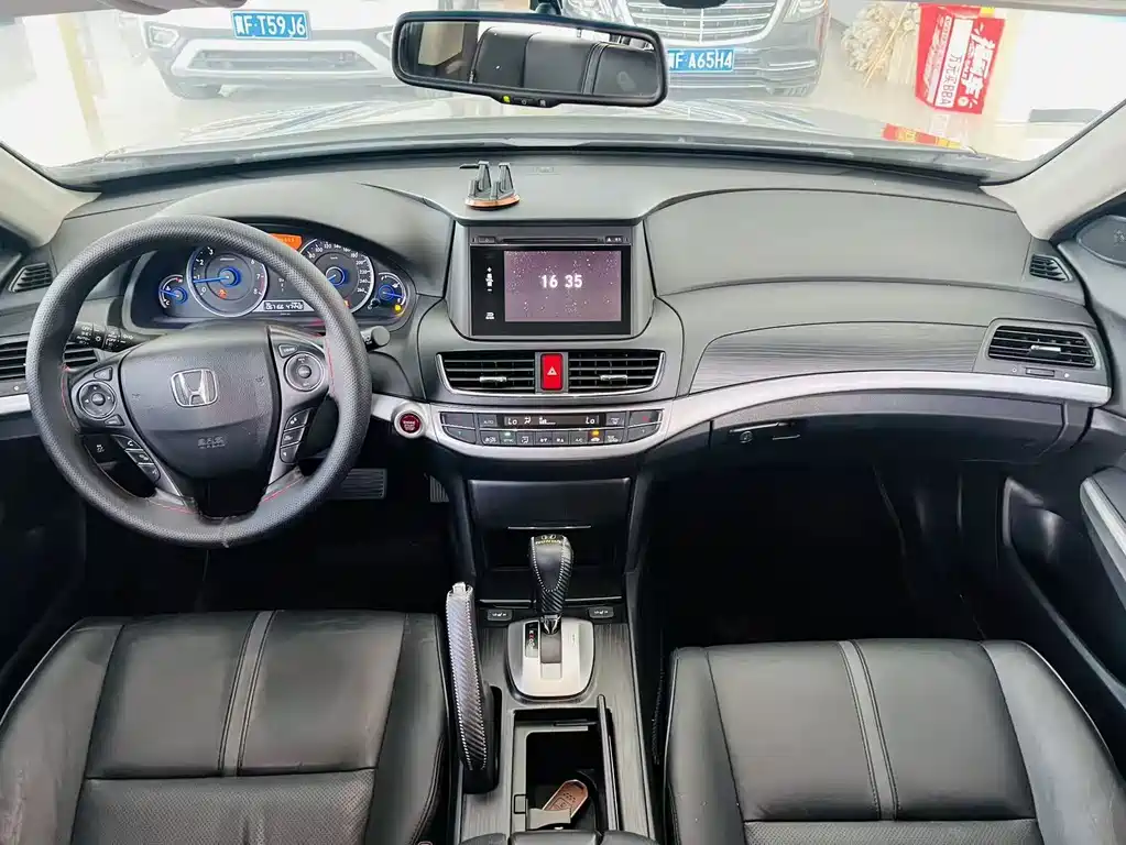 Honda Crosstour — миниатюра 7