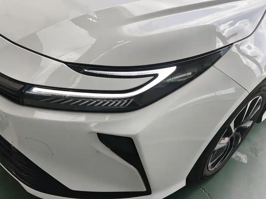 Toyota Corolla — миниатюра 5