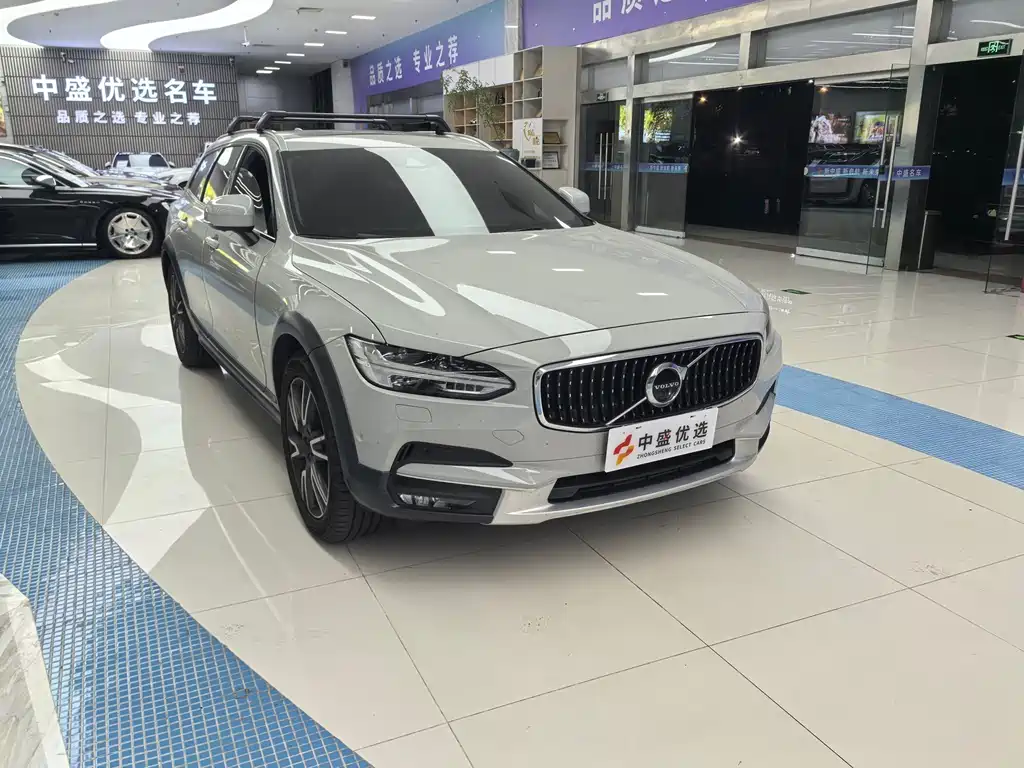Volvo V90 — миниатюра 3