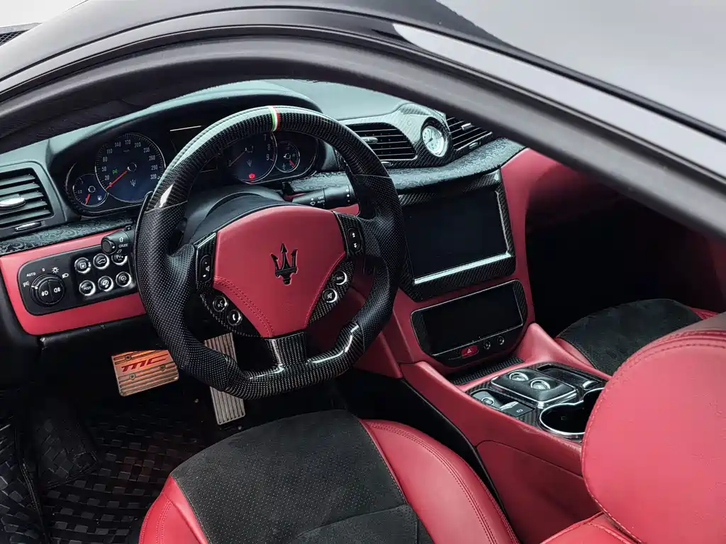 Maserati GranTurismo — миниатюра 26