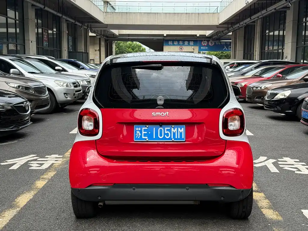 smart Smart Fortwo — миниатюра 8